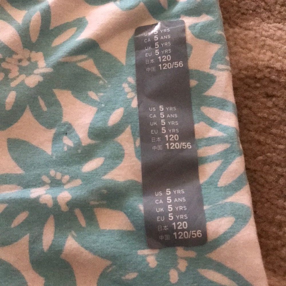 Gap shorts - Picture 2 of 2